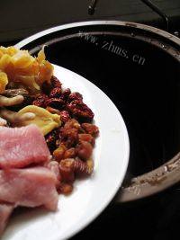 家常花胶鸡脚汤做法图解9)