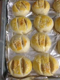 好吃哦的老婆饼做法图解8)