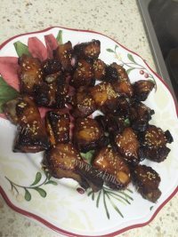 美味的蜜汁烤排骨