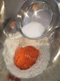 自制胡萝卜吐司做法图解6)