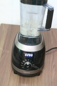 质嫩爽口的奶油蘑菇汤做法图解10)