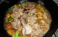 营养美味的土豆芸豆炖排骨做法图解4)