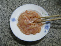风味泡菜炒鸡柳做法图解7)