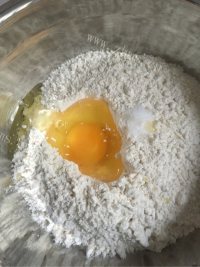 好吃的西红柿烩海螺面做法图解3)