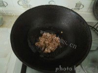 美味的黑三剁做法图解7)