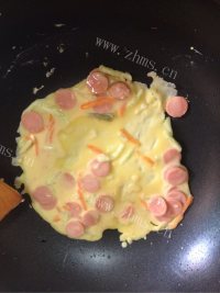 美味的奶香鸡蛋饼做法图解7)