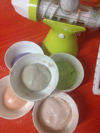 美味的五彩汤圆做法图解5)