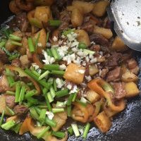 家庭版土豆炖牛肉的做法图解七