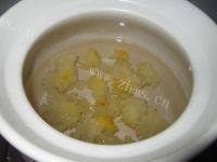 美味的山楂银耳羹做法图解4)