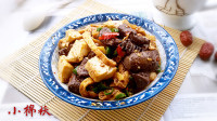 美味的农家香辣鸭血豆腐锅做法图解10)
