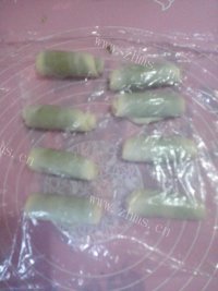 自制抹茶蛋黄酥做法图解6)