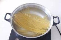 好吃的芝士培根焗意大利面做法图解4)