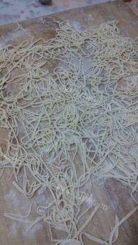 自己做的手擀鸡蛋面做法图解2)