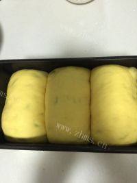 妈妈教我做南瓜红豆吐司做法图解10)