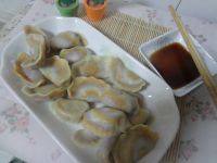 清爽的彩色饺子