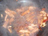 美味的青蒜炒肉做法图解5)