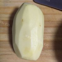 家常菜土豆蒸排骨做法图解3)