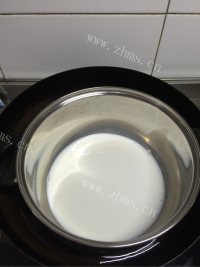 诱人的巧克力慕斯蛋糕做法图解2)