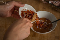 美味的孜然烤羊排做法图解2)