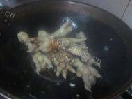 美味红烧鸡爪做法图解9)