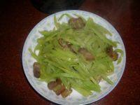 家常菜莴笋炒腊肉