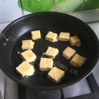 清脆爽口的锅塌豆腐盒做法图解5)