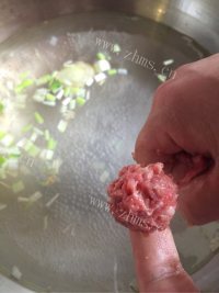牛肉丸子萝卜汤做法图解15)