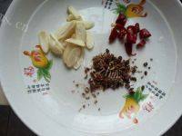 家常菜炝炒圆白菜做法图解3)