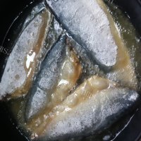 美味的香煎鲅鱼做法图解5)