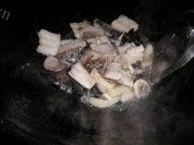 色泽不错的滑溜鱼片做法图解7)
