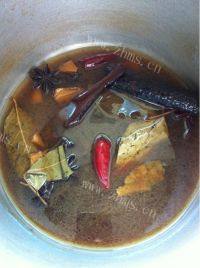美味的卤鸭腿