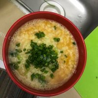 喷香的土豆鸡蛋饼做法图解3)