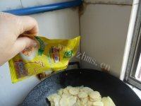 家常菜素炒土豆片做法图解6)
