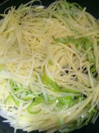 家常菜清炒土豆丝做法图解4)