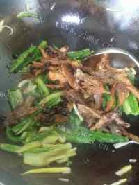 色味俱佳的豆豉鲮鱼油麦菜做法图解5)
