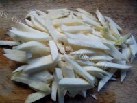 家常菜毛豆炒茭白做法图解2)