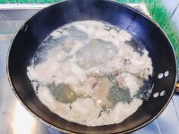 萝卜排骨汤做法图解3)