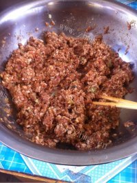 白菜猪肉水饺做法图解3)