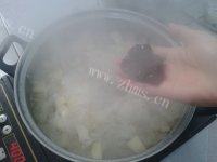 营养的银耳雪梨羹做法图解8)
