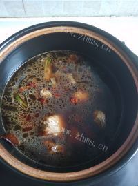 家常菜玉米烧排骨做法图解8)