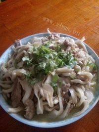 家常菜平菇炒肉丝