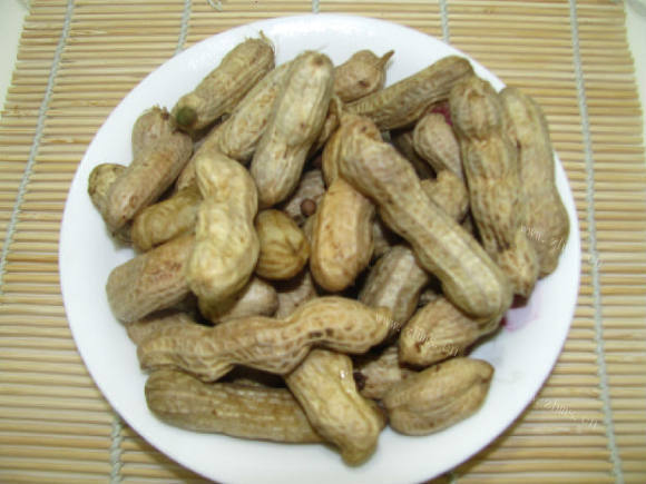 唇齿留香的五香花生