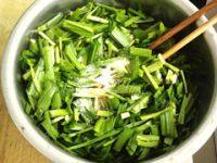 懒人版鸡蛋炒韭菜做法图解4)