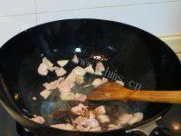 「美味可口」土豆炖豆角做法图解4)