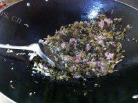 家常菜酸菜炒肉末做法图解7)