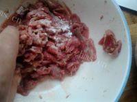 美味的孜然牛肉片做法图解6)