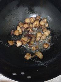 鲜甜萝卜烧肉做法图解5)