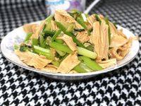 简易的芹菜炒腐竹