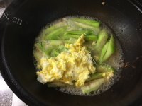 家常菜丝瓜炒蛋做法图解5)