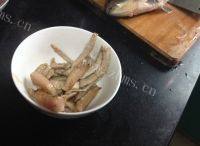 家常菜大蒜炒肉丝做法图解5)